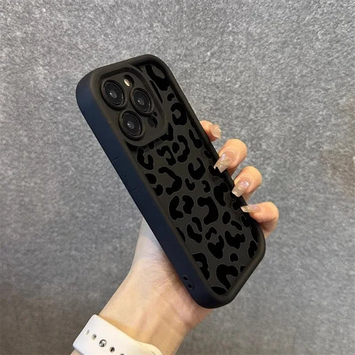 Кейс за iPhone — леопардов принт, силикон